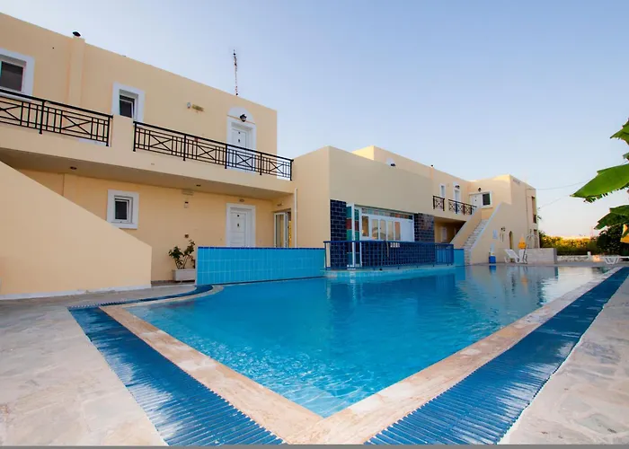 Manine Apartments